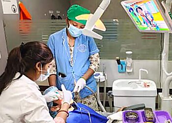 32 Pearls Dental Clinic and Implant Centre