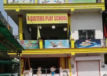 4 Sisters Play School 