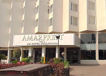 Aurangabad 3 Star Hotels AM Hotel Kollection image 1