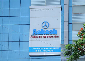 Aakash Institute 