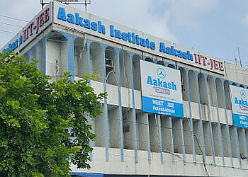 Aakash Institute, Gurgaon Old