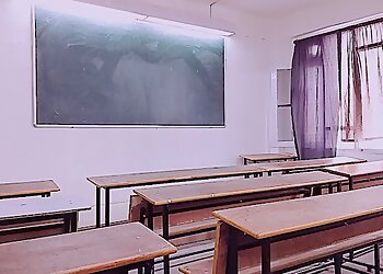 Aakash Institute Srinagar