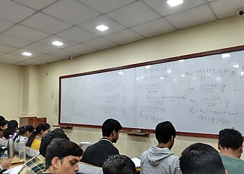 Aakash Institute Varanasi