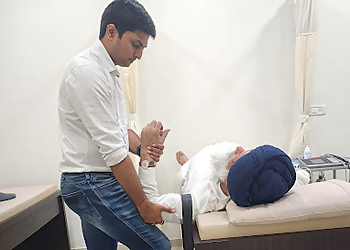 Aanshi Physiotherapy And Fitness Centre