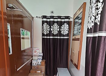 Aastha Homeopathic Clinic & Research Centre