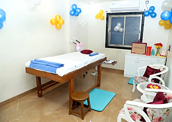 Abhiss Hair and Beauty Salon