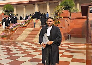 New Delhi Consumer Court Lawyers Advocate Dhawal Bhandari image 1