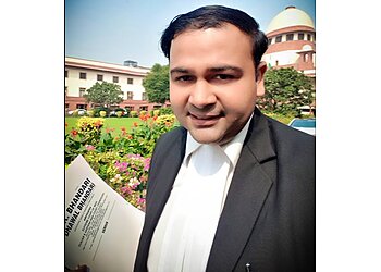 चंडीगढ़ संपत्ति वकील Advocate Dhawal Bhandari - ONEUPLEGAL LAW FIRM छवि 1