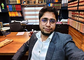 Srinagar Consumer Court Lawyers Advocate Feroz Parrey image 1