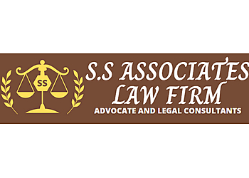 Advocate Manish Kumar