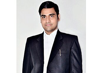 Kanpur Criminal Case Lawyers Advocate Puneet Kumar image 1