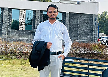 Advocate Samyak Dhiraj Nahata