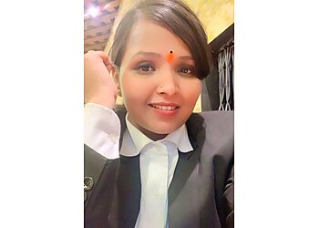 Varanasi Divorce Lawyers Advocate Saumya kumari image 1