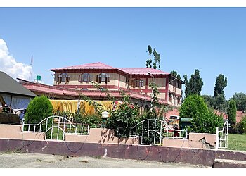 Allama Iqbal Marriage Hall