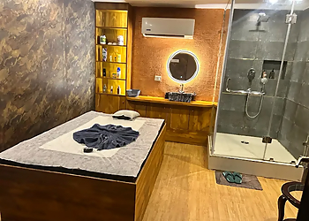 Amantra Spa and Massage Center