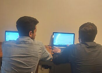 Amir Nazir & Associates