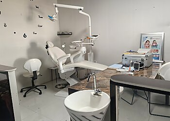 Apex Dental