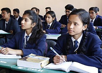 Apollo International School