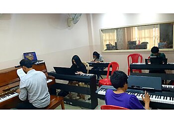 Arya Institute of Performing Arts