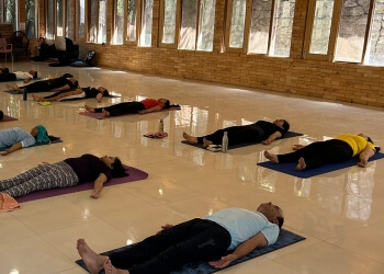 3 Best Yoga Classes in Gurugram - Expert Recommendations