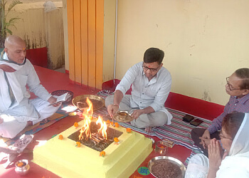 Astrologer Dhananjay Singh