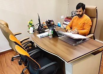 Astrologer Pt. Deepak Gaur