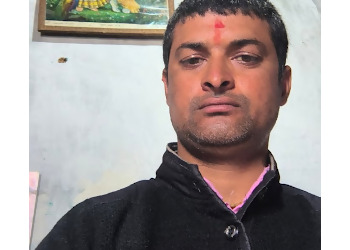 Astrologer Rajneesh Sharma