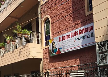 Patna Women Hostels At Home Girls Cottage image 1