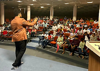 Aura The Diet Clinic