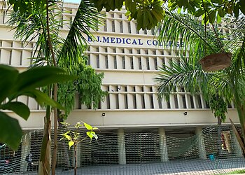 Ahmedabad Medical Colleges B.J. Medical College image 1