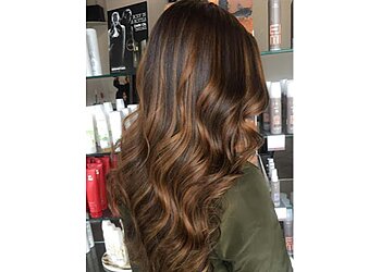 3 Best Beauty Parlours in Surat - Expert Recommendations