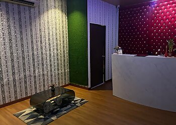 Blilux Thai Spa Viman Nagar