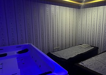 Blilux Thai Spa Viman Nagar