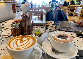 CAFE AMADO CAFE AMADO