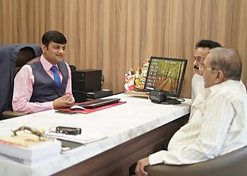 CA Madhur Maheshwari