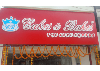 Cakes & Bakes