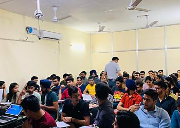 Career Launcher Amritsar