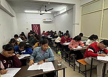 Career Launcher Gwalior