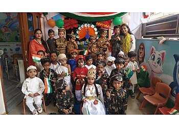 Chalk 'n Duster Play School