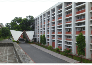 3 Best Engineering Colleges in Chandigarh - Expert Recommendations