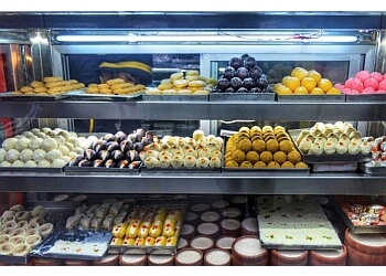 3 Best Sweet Shops in Kolkata - Expert Recommendations