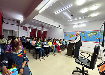 Coach UP IAS Lucknow