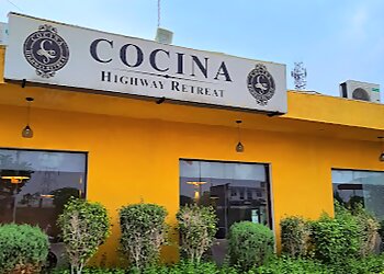 Cocina Highway Retreat