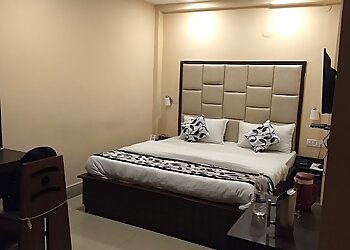 Collection O Hotel Greenpark