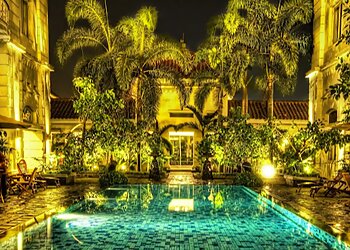 Creative Build Works