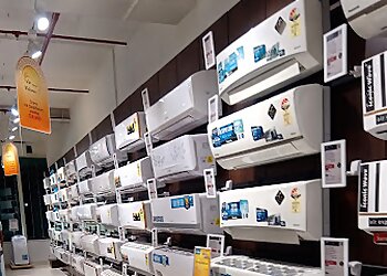 Croma Prabhatam Grand Mall