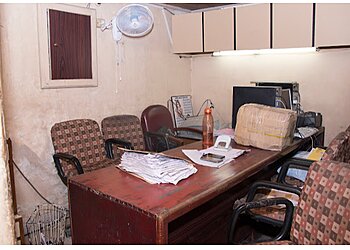 Crown Ultrafast Courier