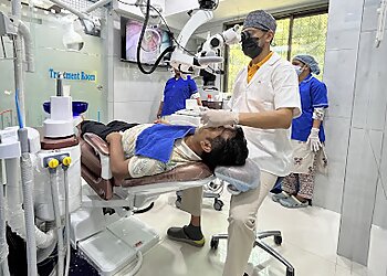 Crowns & Roots Dental Solutions