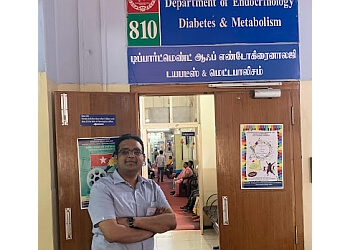 Dr. Paras Agarwal, MD, MRCPS, PGDD, F.Diab, FRCP, RCPSG - THE DIABETES & WELLNESS CLINIC