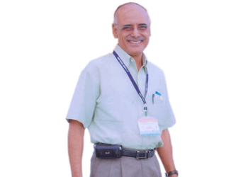 Routine Eye Checkup Doctors In Alaknanda Society Vadodara